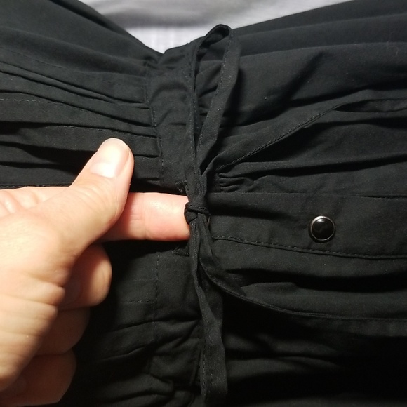 NWT - Sz L "Lady Dutch" Black Pleated Tie front top - Picture 5 of 8